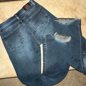 Rock & Republic distressed jean